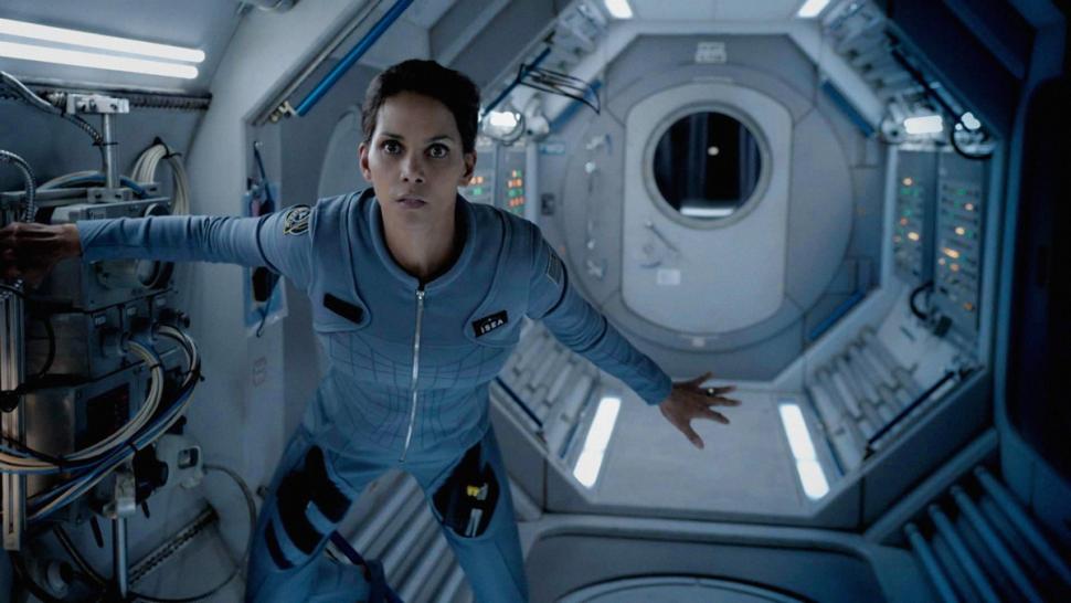 EXTANT [Series Premiere Review]: One hell of a Space 'Storm'.