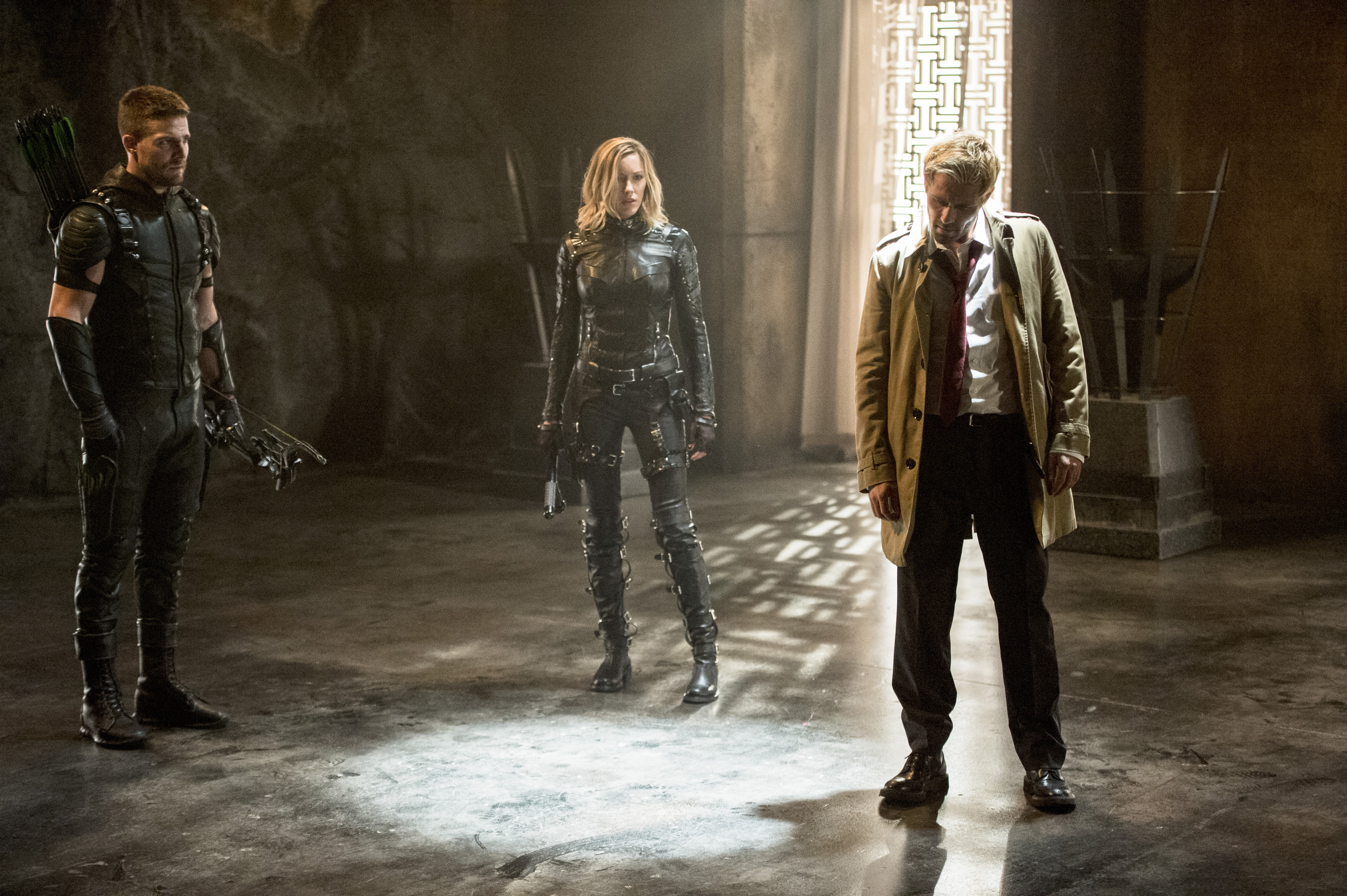 ARROW [S04E05 - The Constantine Crossover Review] : A Resurrection of Sorts…