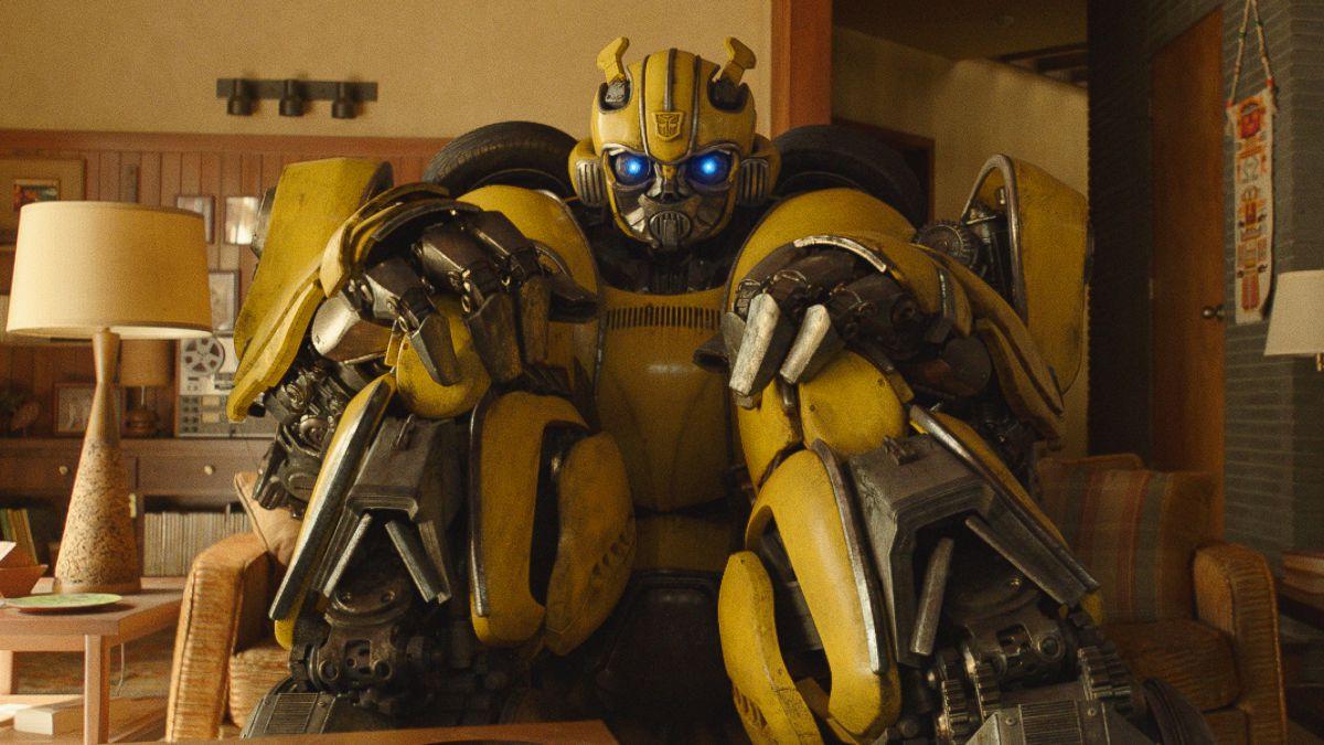 BUMBLEBEE [Review]: Bee's Company.